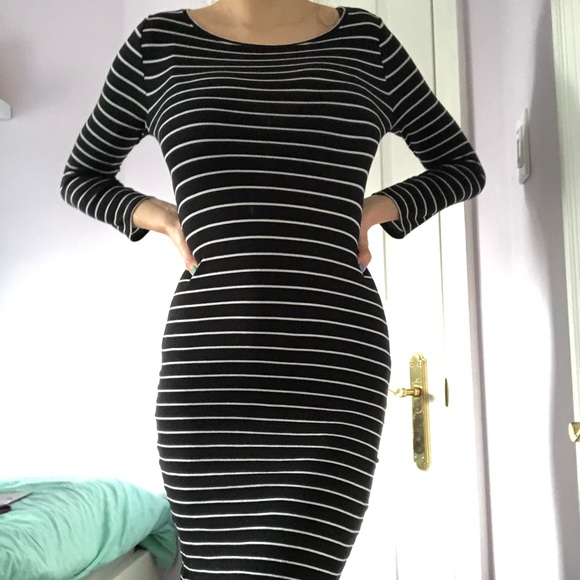 Striped Bodycon Dress - Picture 3 of 4
